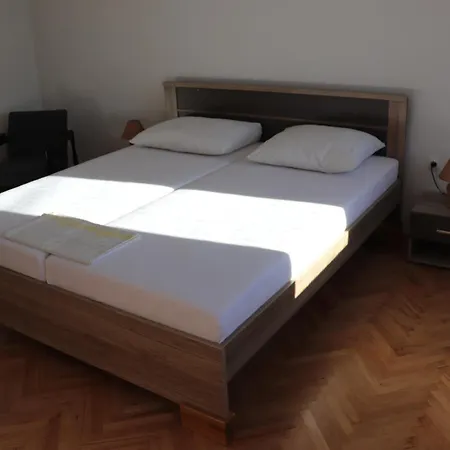 Franciska * بريبير
